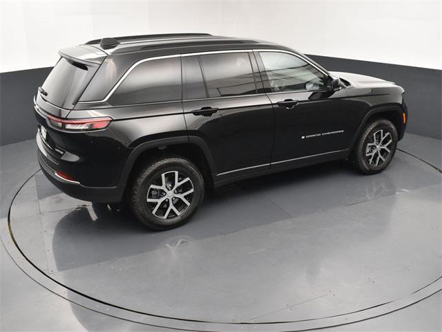 new 2025 Jeep Grand Cherokee car, priced at $39,670