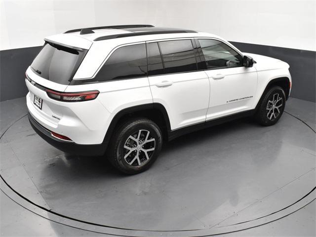 new 2025 Jeep Grand Cherokee car, priced at $48,747