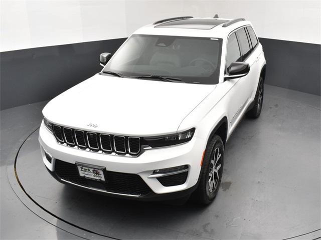 new 2025 Jeep Grand Cherokee car, priced at $48,747