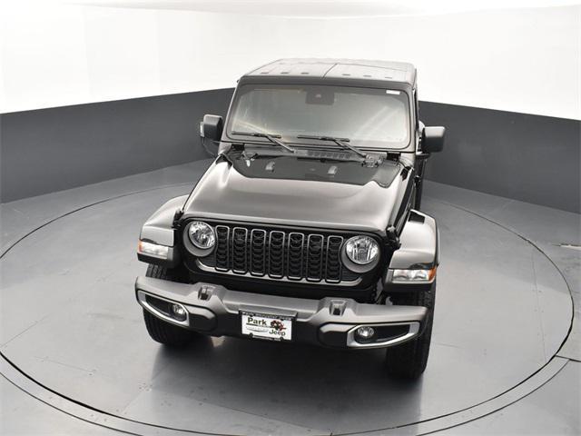used 2024 Jeep Gladiator car, priced at $39,484