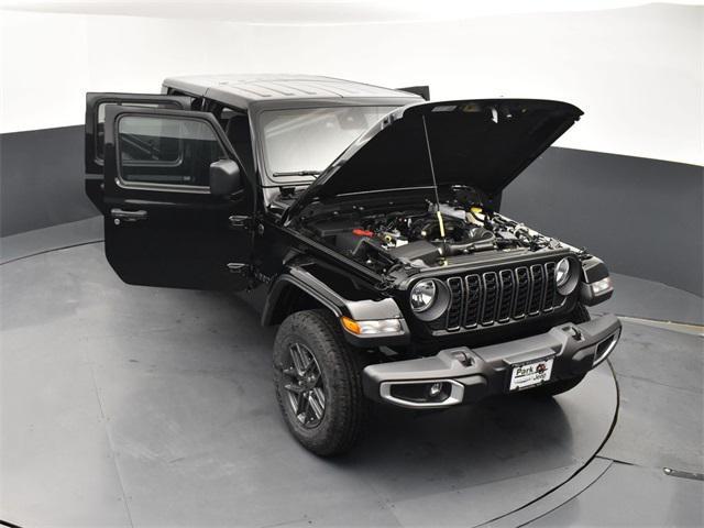 used 2024 Jeep Gladiator car, priced at $39,484