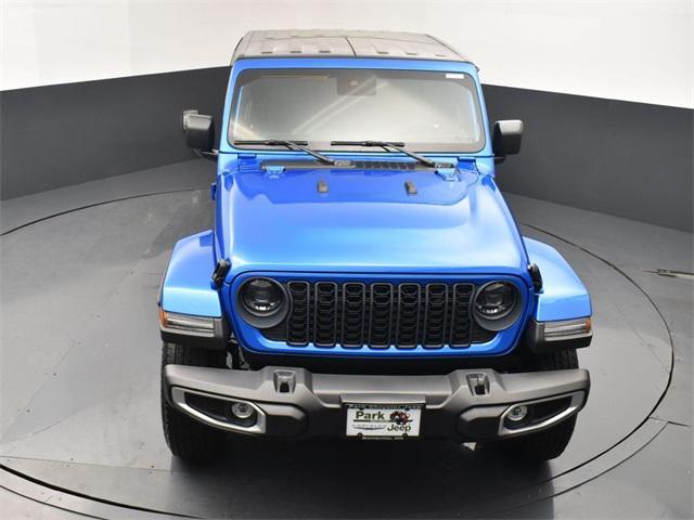 new 2025 Jeep Gladiator car, priced at $50,885