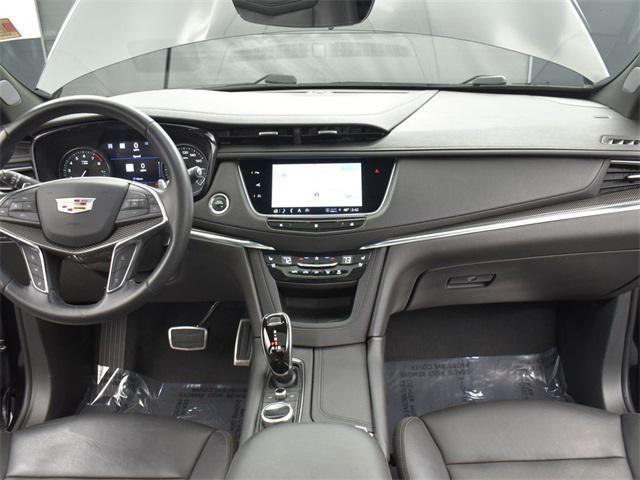 used 2021 Cadillac XT5 car, priced at $34,253
