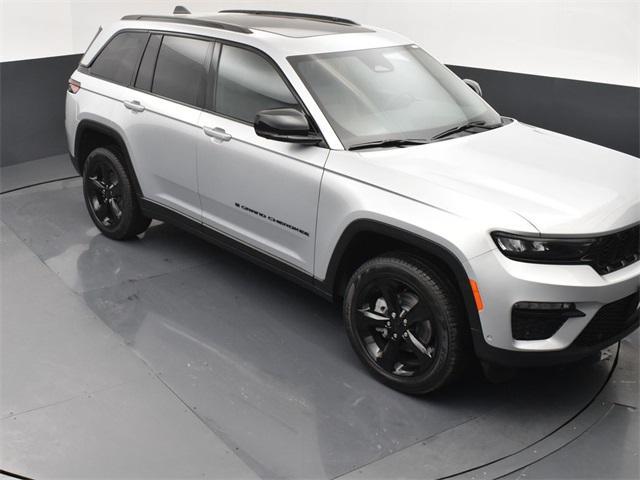 new 2025 Jeep Grand Cherokee car, priced at $51,280