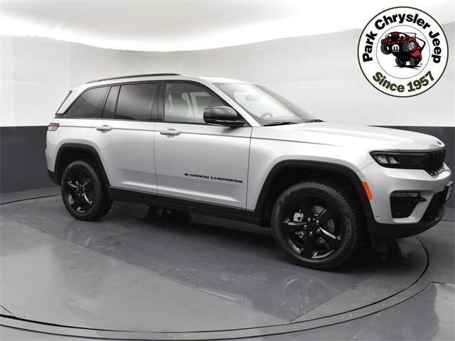 new 2025 Jeep Grand Cherokee car, priced at $51,280