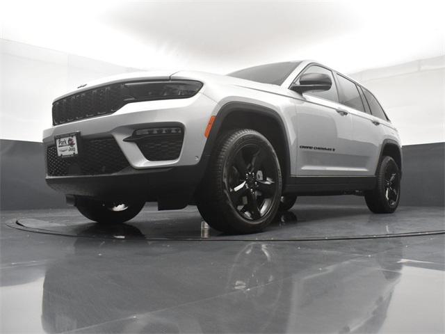 new 2025 Jeep Grand Cherokee car, priced at $51,280