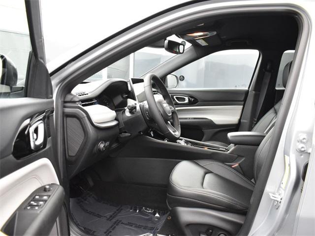 new 2025 Jeep Compass car, priced at $31,985