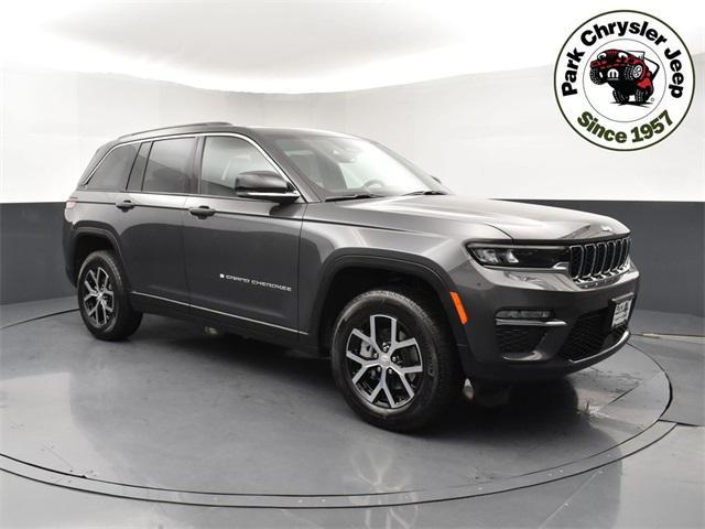 new 2025 Jeep Grand Cherokee car, priced at $45,356