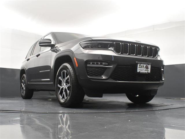 new 2025 Jeep Grand Cherokee car, priced at $45,356