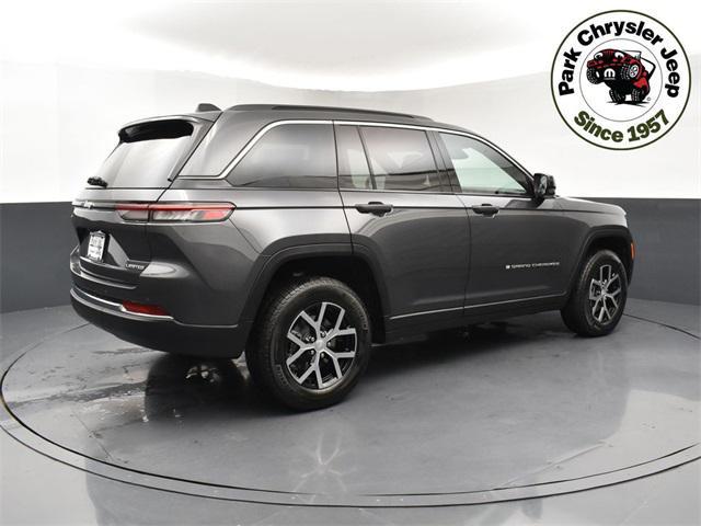 new 2025 Jeep Grand Cherokee car, priced at $45,356