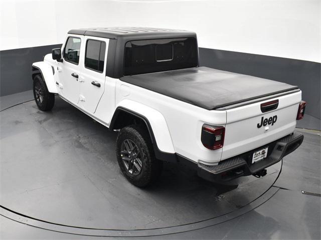 used 2024 Jeep Gladiator car, priced at $40,422