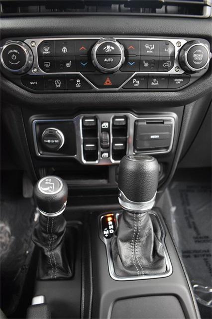 used 2024 Jeep Gladiator car, priced at $40,422