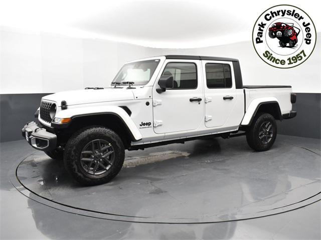 used 2024 Jeep Gladiator car, priced at $40,422