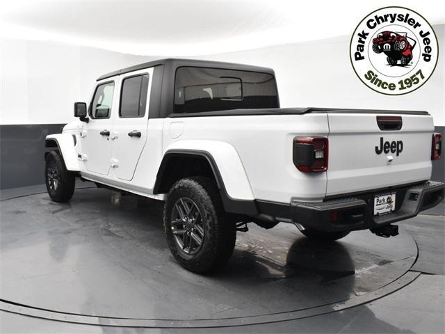 new 2024 Jeep Gladiator car, priced at $51,225