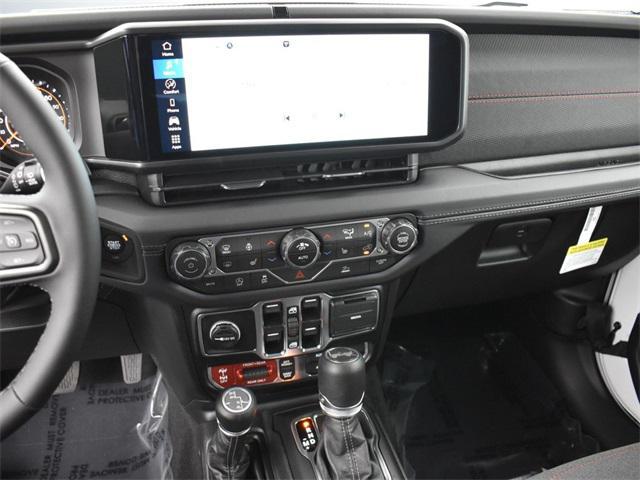 new 2025 Jeep Wrangler car, priced at $54,347