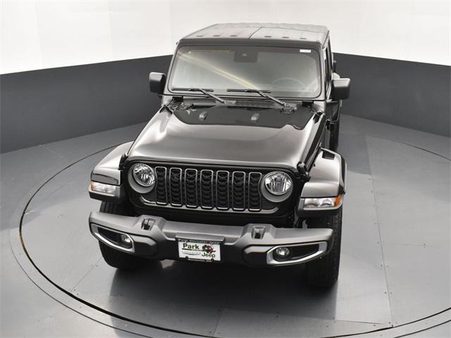 new 2025 Jeep Gladiator car, priced at $47,195