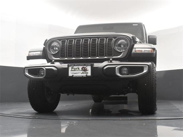 new 2025 Jeep Gladiator car, priced at $47,195