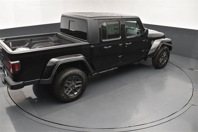 new 2025 Jeep Gladiator car, priced at $47,195