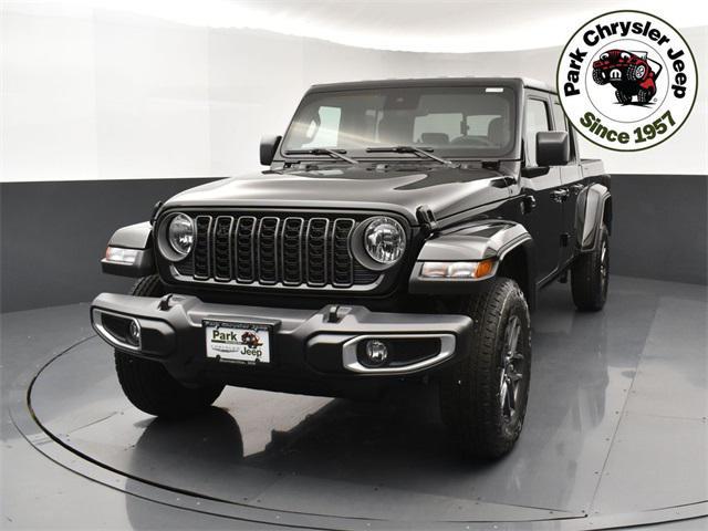 new 2025 Jeep Gladiator car, priced at $47,195