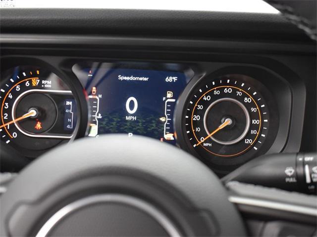 new 2025 Jeep Gladiator car, priced at $47,195