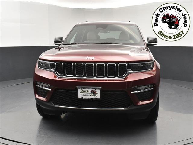 new 2025 Jeep Grand Cherokee car, priced at $42,855