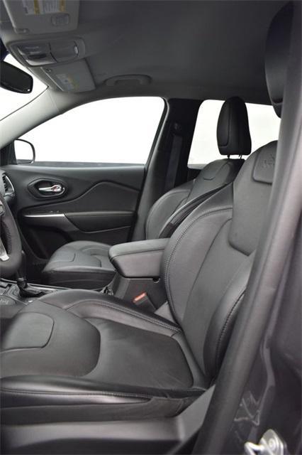 used 2022 Jeep Cherokee car, priced at $28,864