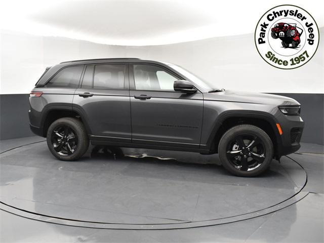 new 2025 Jeep Grand Cherokee car, priced at $43,938