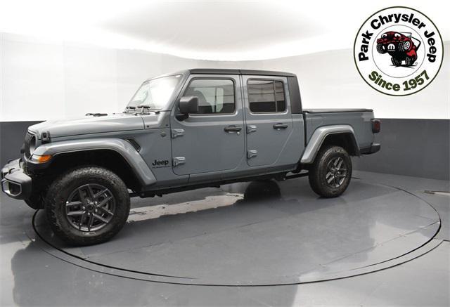 new 2025 Jeep Gladiator car, priced at $53,635