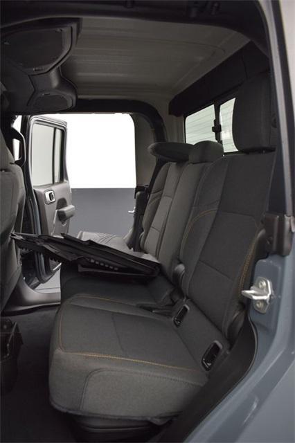 new 2025 Jeep Gladiator car, priced at $53,635