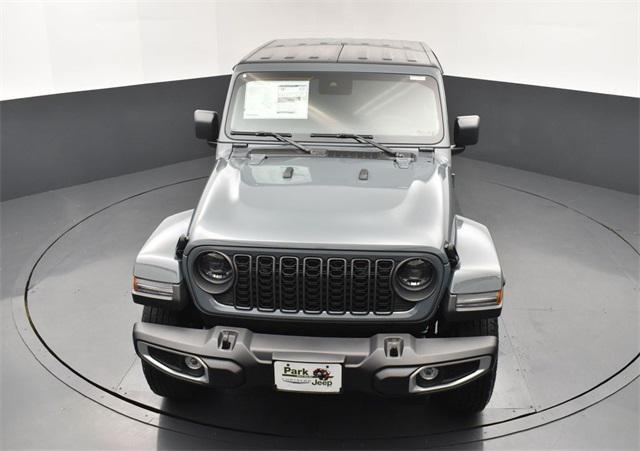 new 2025 Jeep Gladiator car, priced at $53,635