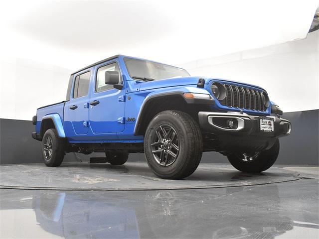 new 2024 Jeep Gladiator car, priced at $45,757