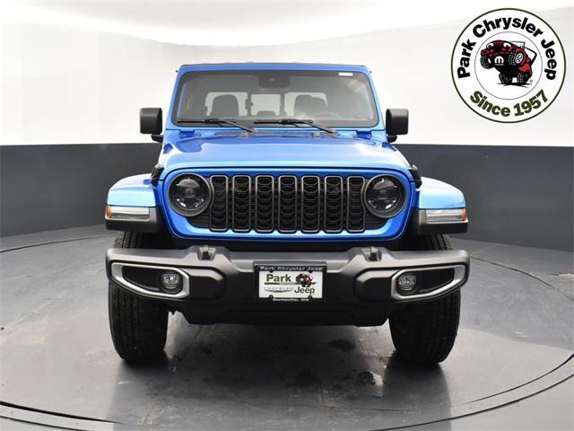 new 2024 Jeep Gladiator car, priced at $42,282