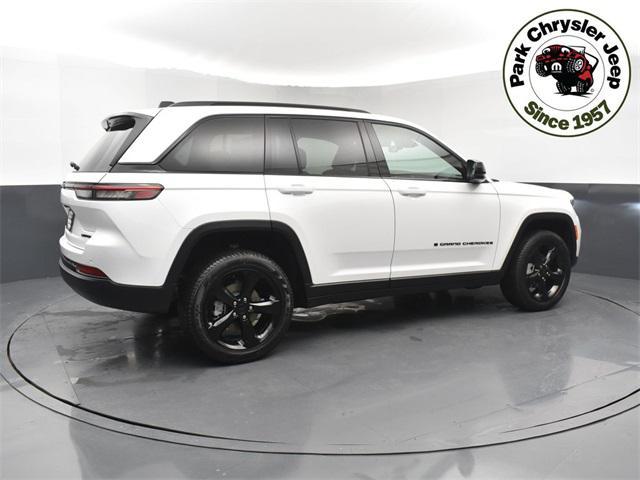 new 2025 Jeep Grand Cherokee car, priced at $46,935