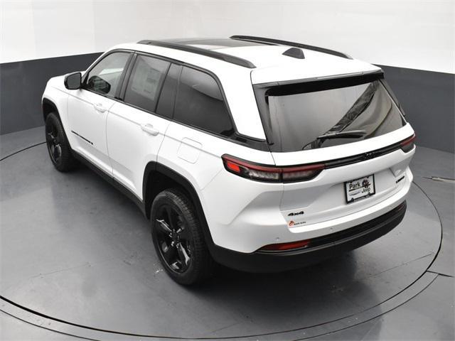 new 2025 Jeep Grand Cherokee car, priced at $50,695