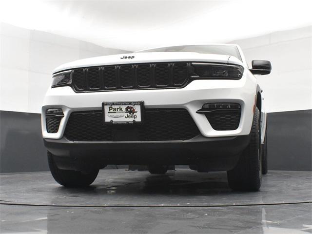 new 2025 Jeep Grand Cherokee car, priced at $50,695