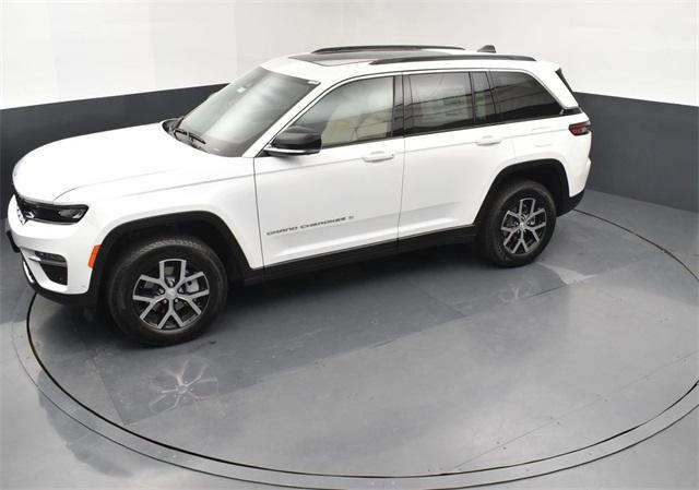new 2025 Jeep Grand Cherokee car, priced at $47,960