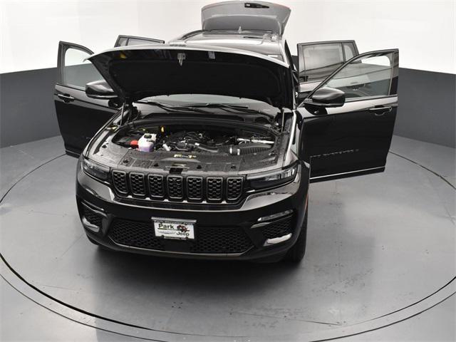 new 2025 Jeep Grand Cherokee car, priced at $67,666