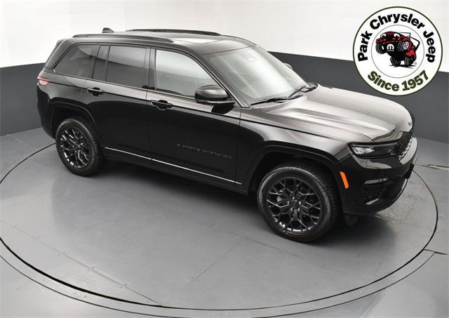new 2025 Jeep Grand Cherokee car, priced at $67,666