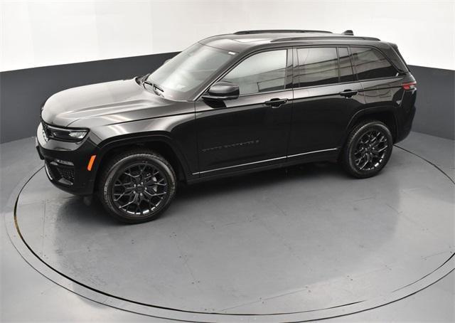 new 2025 Jeep Grand Cherokee car, priced at $67,666