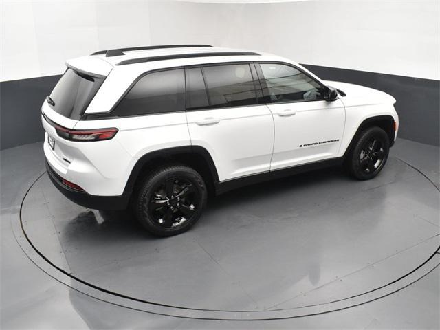 new 2025 Jeep Grand Cherokee car, priced at $43,425