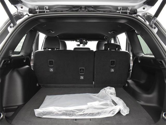 new 2025 Jeep Grand Cherokee car, priced at $42,120