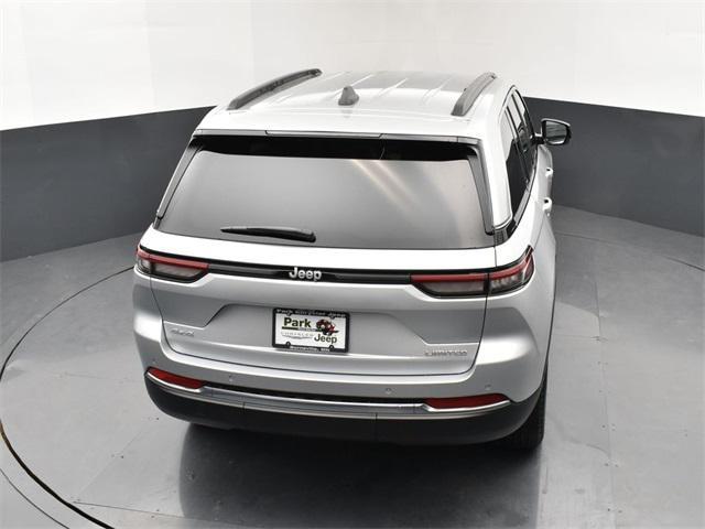 new 2025 Jeep Grand Cherokee car, priced at $42,120