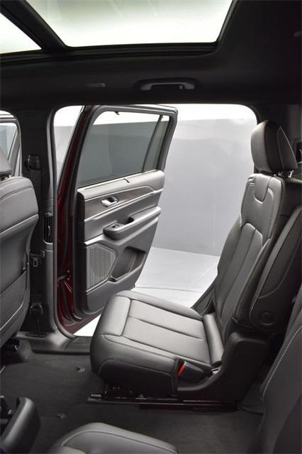 new 2025 Jeep Grand Cherokee L car, priced at $53,280