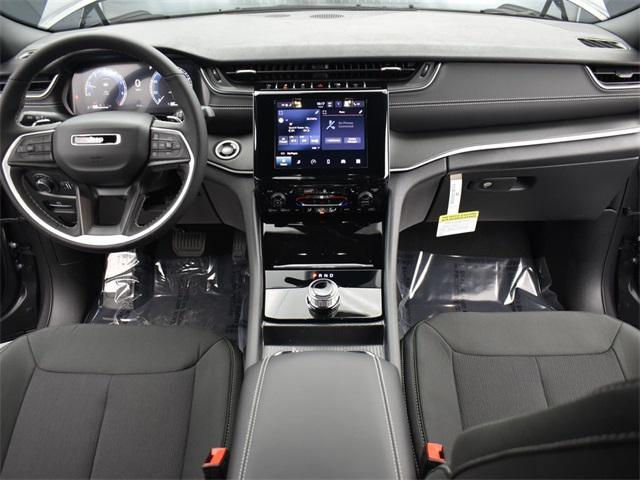 new 2025 Jeep Grand Cherokee car, priced at $39,420