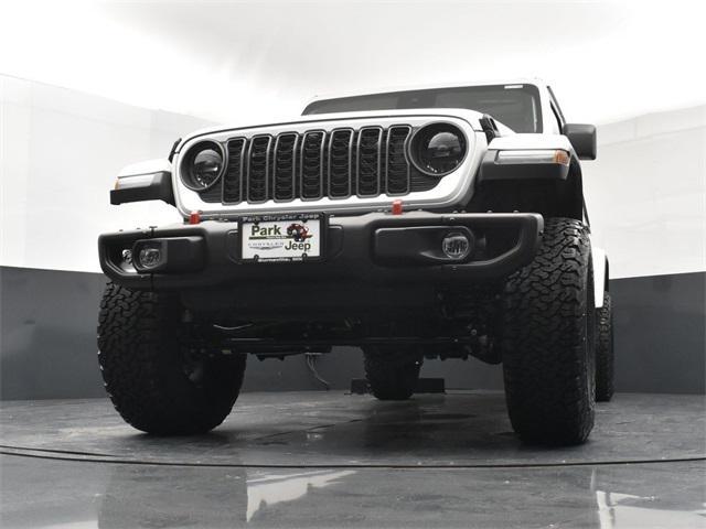 new 2025 Jeep Gladiator car, priced at $67,986