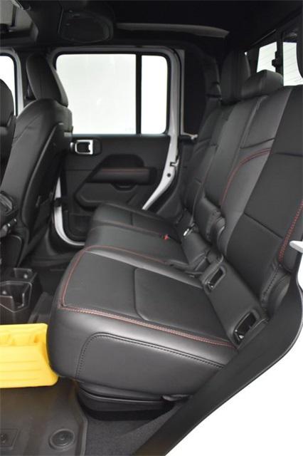 new 2025 Jeep Gladiator car, priced at $67,986