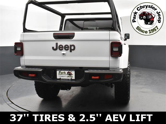 new 2025 Jeep Gladiator car, priced at $66,011