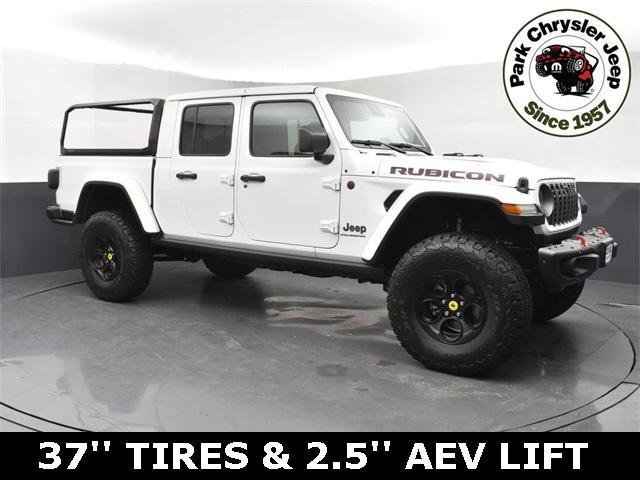new 2025 Jeep Gladiator car, priced at $71,736