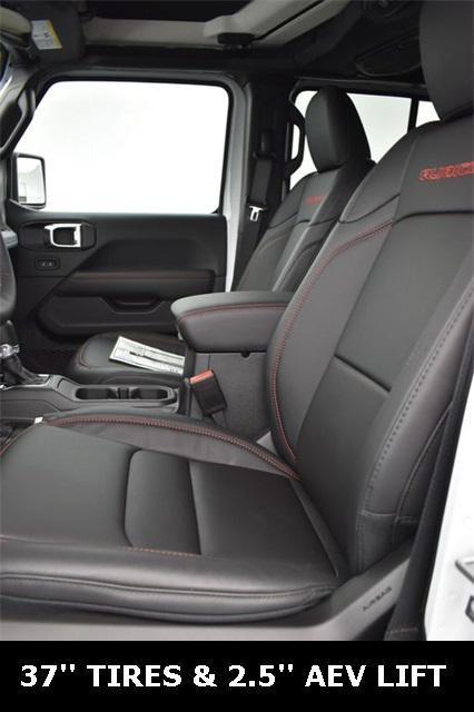 new 2025 Jeep Gladiator car, priced at $66,011
