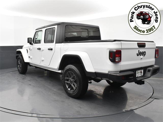 new 2024 Jeep Gladiator car, priced at $42,925